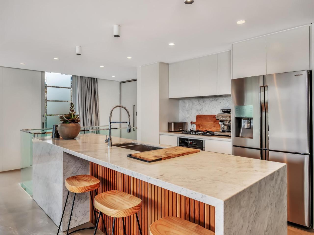 Tamarama Apartments Сидни Екстериор снимка